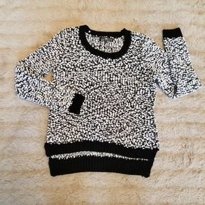 Almost Famous M Black White Nubby Hi Low Sweater